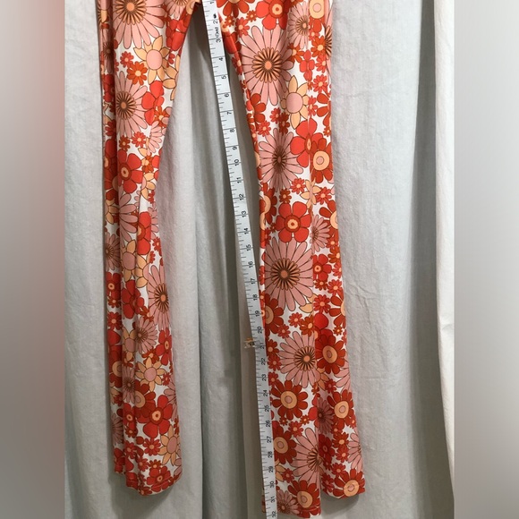 Floral Stretchy Pants - Picture 4 of 6